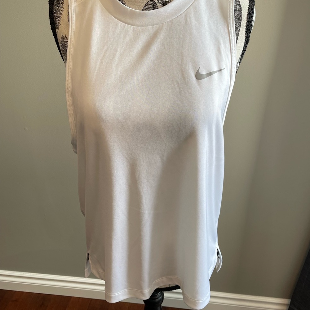 NIKE ✔️ Dri-Fit Racerback Workout Top